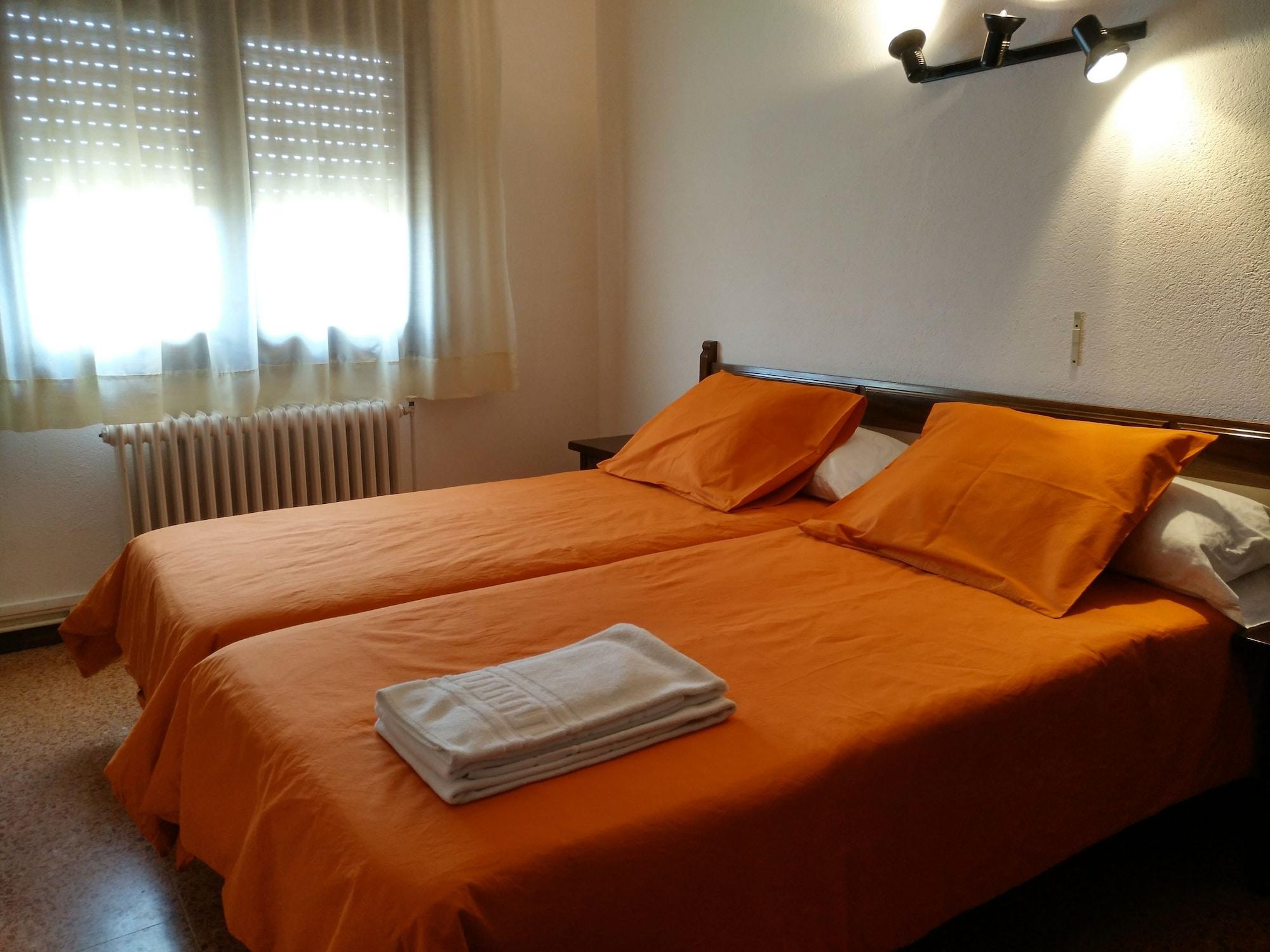 Hostal L'Esplai Viladamat Екстер'єр фото