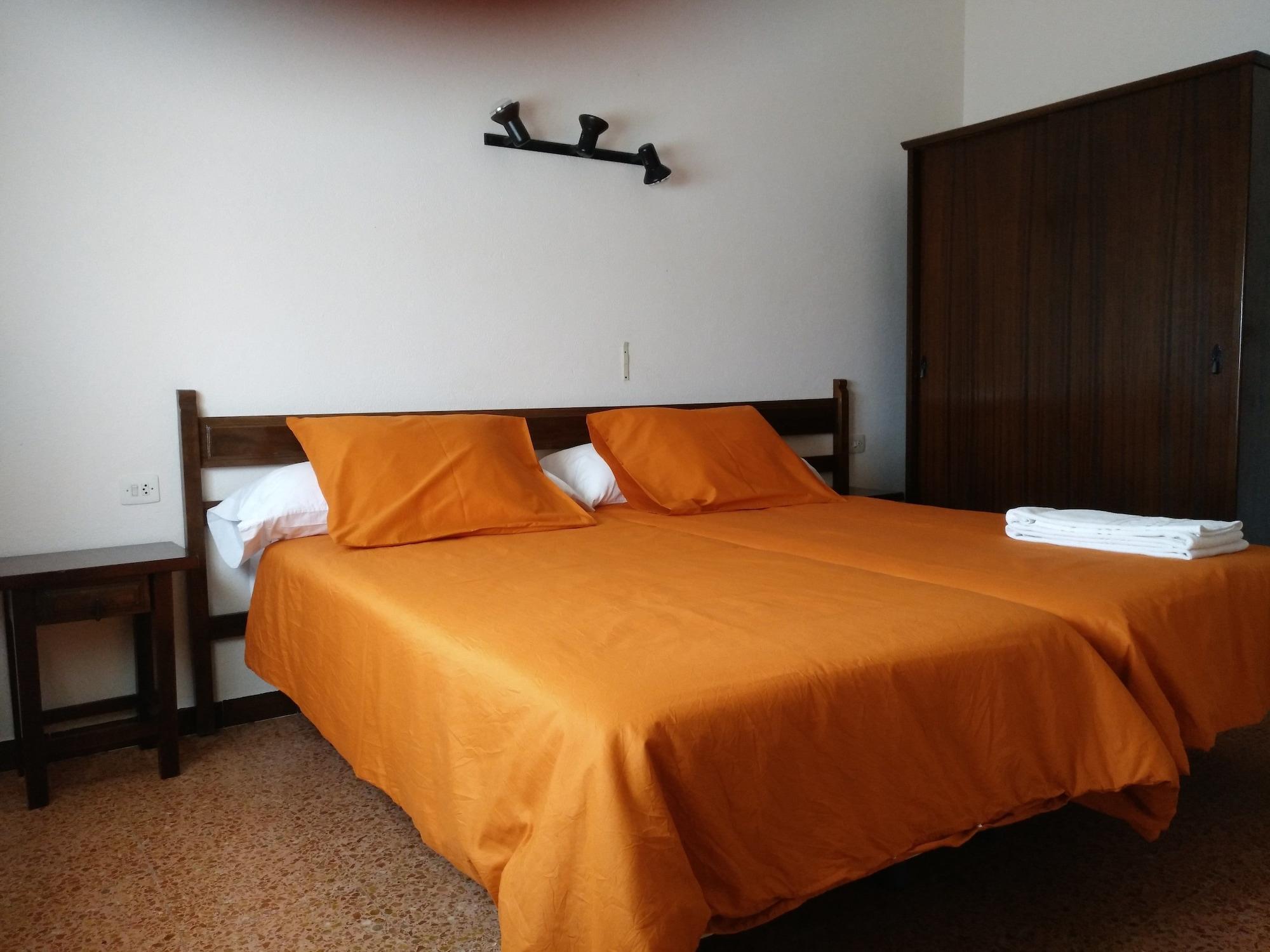 Hostal L'Esplai Viladamat Екстер'єр фото
