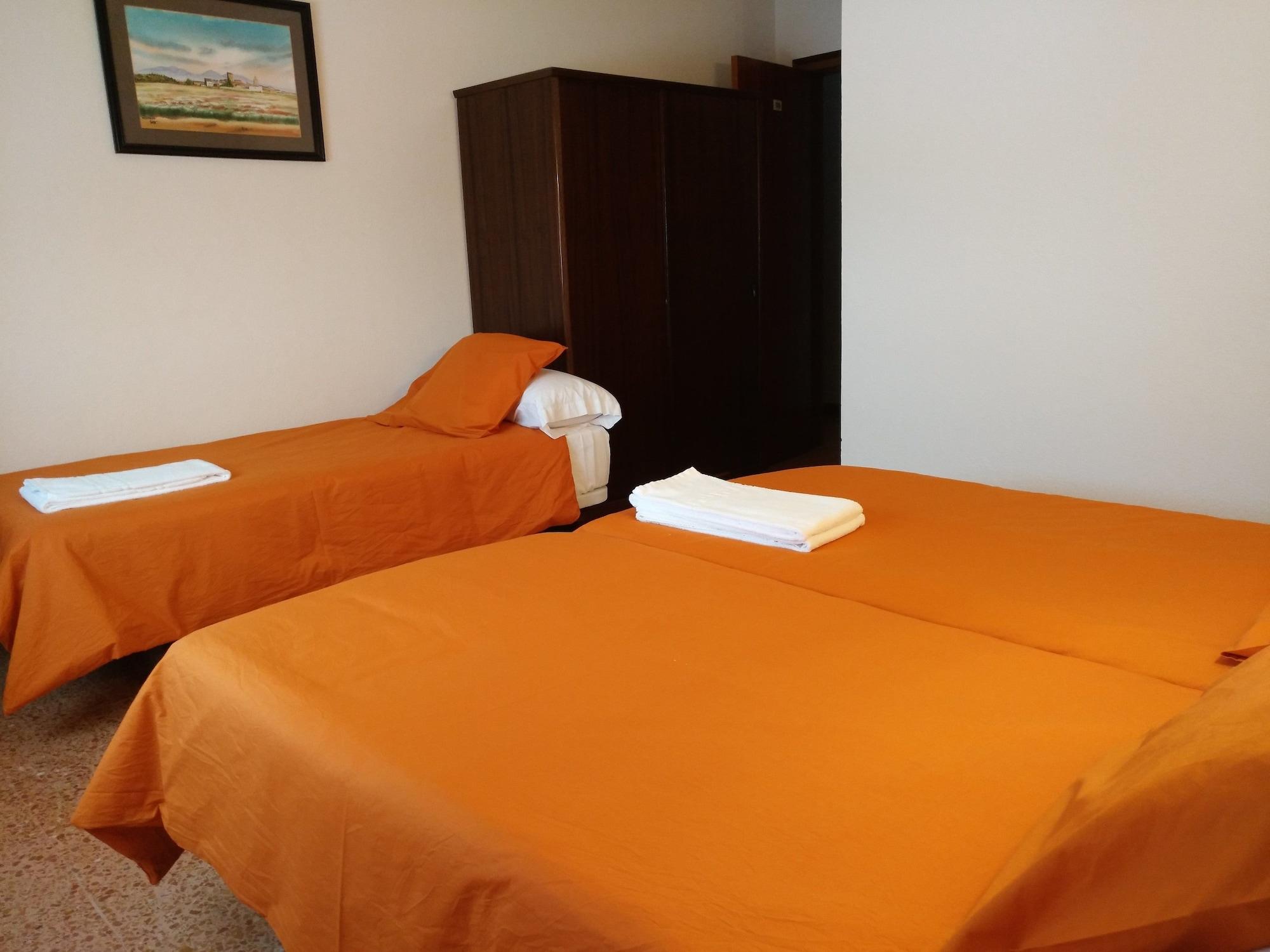 Hostal L'Esplai Viladamat Екстер'єр фото