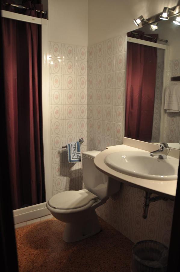 Hostal L'Esplai Viladamat Номер фото