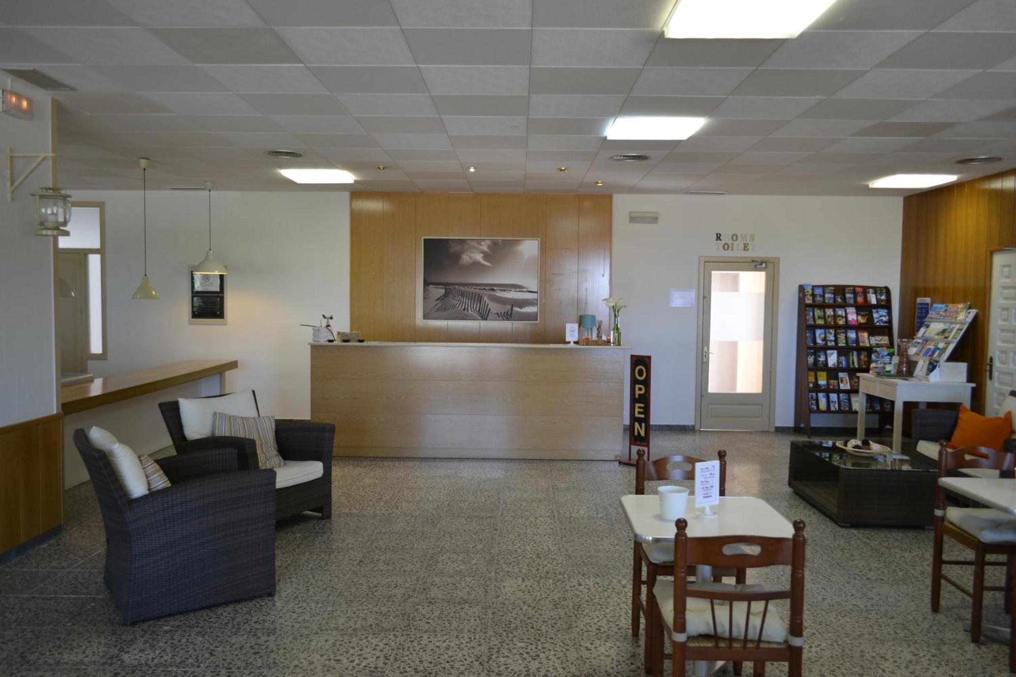 Hostal L'Esplai Viladamat Екстер'єр фото
