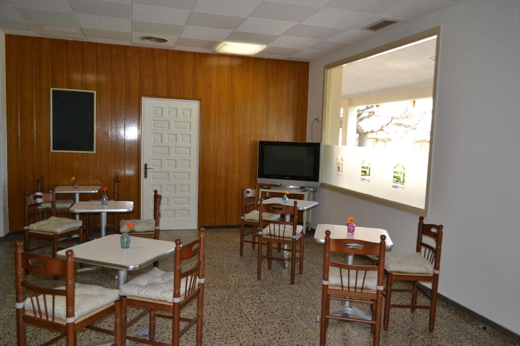 Hostal L'Esplai Viladamat Екстер'єр фото