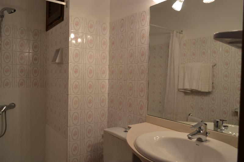 Hostal L'Esplai Viladamat Екстер'єр фото